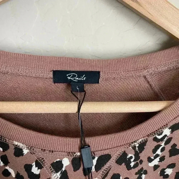 Rails Theo Sweatshirt Mountain Leopard Size Large - Picture 4 of 12